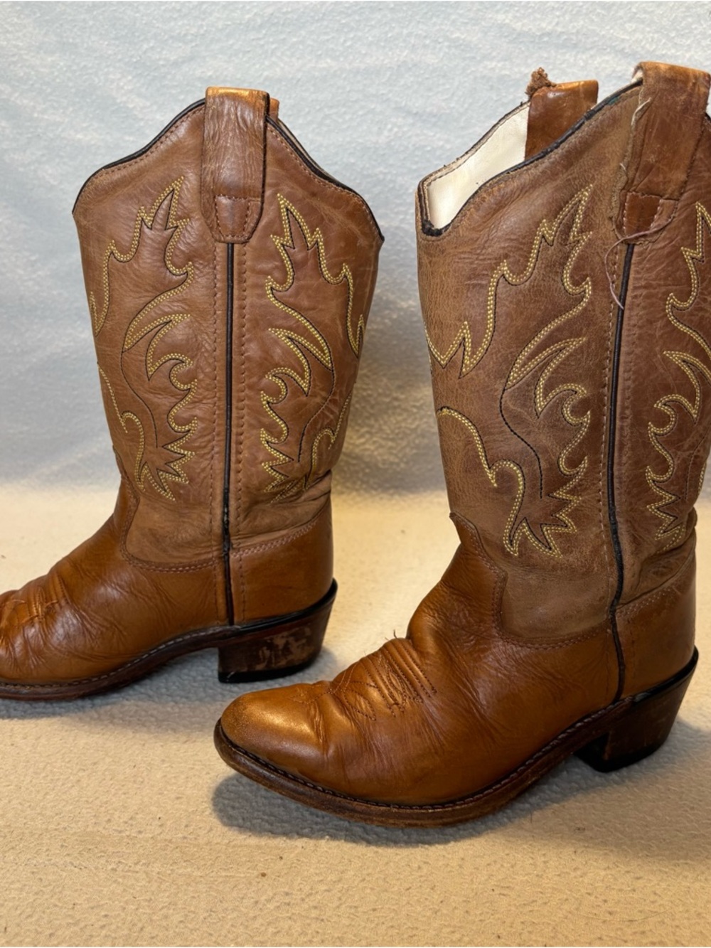 Old West Kids 11.5-D Tan Leather Cowboy Boots with Embroidered Shaft CF8229